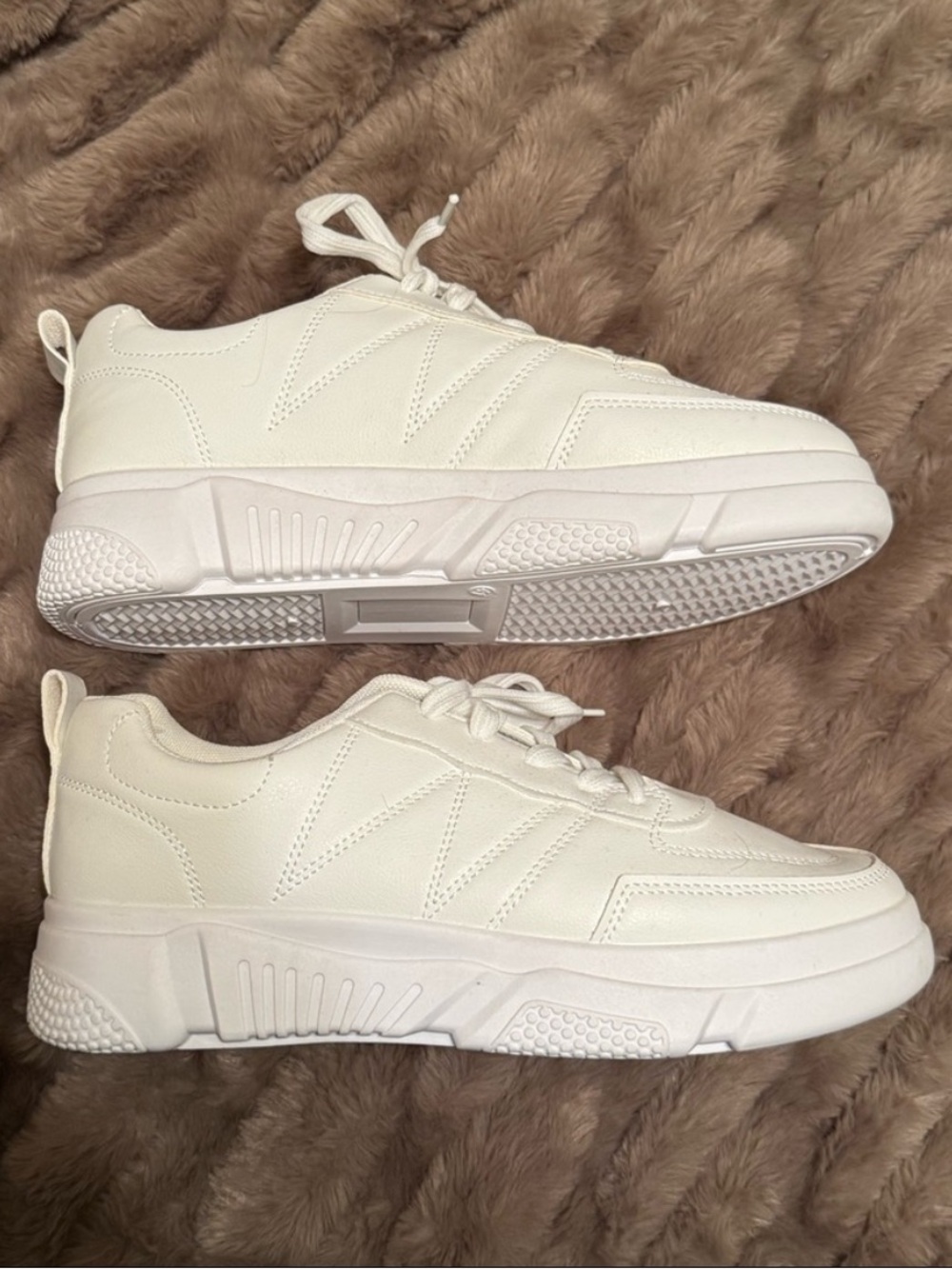Women’s White Sneakers - Size 9 Women’s
